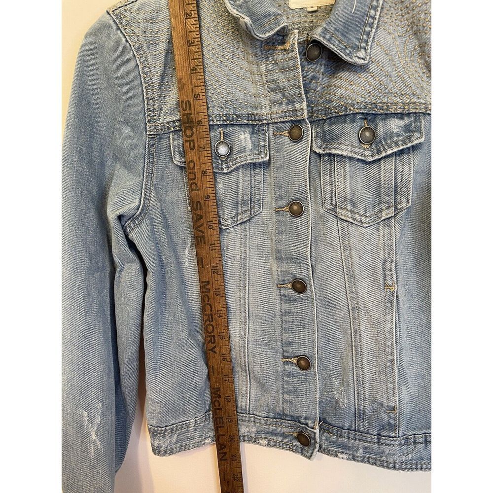 Copper Key Distressed Denim Button Down Ripped Jean Jacket M‎ Detail Shoulder - Picture 5 of 9
